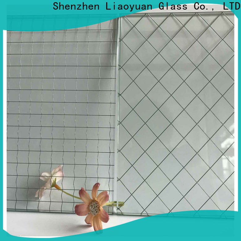 Liaoyuan Glass wired glass company for promotion